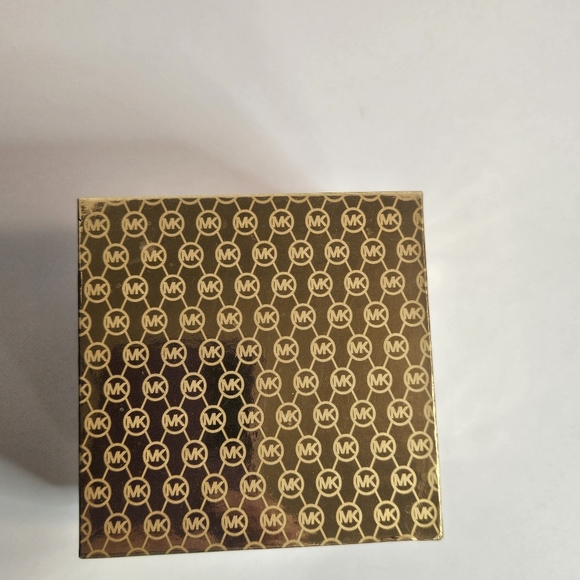 Michael Kors Earring and Bracelet gift set - Picture 7 of 9